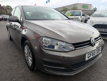 Used Volkswagen Golf 2015 for sale - 79641518: Photo