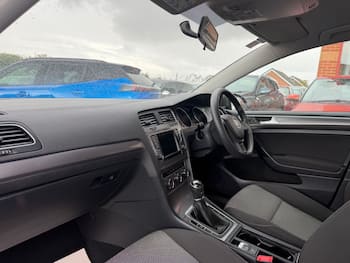 Used Volkswagen Golf 2015 for sale - 79641518: Photo