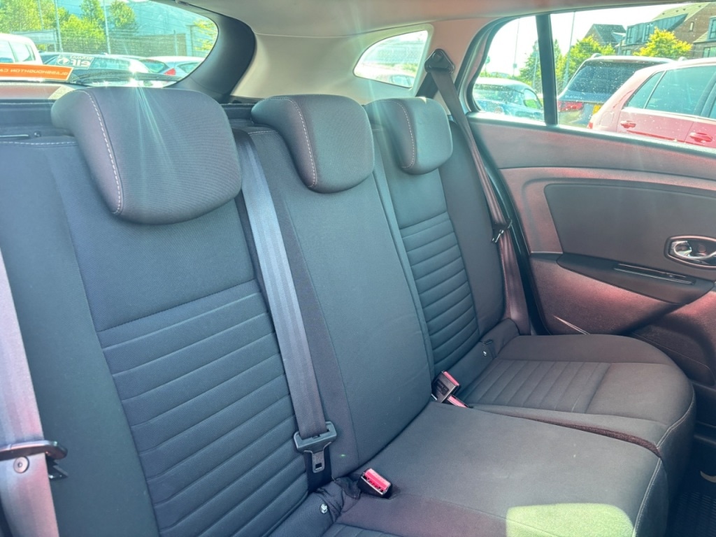 Used Renault Megane 2014 for sale - 75830224: Photo 12