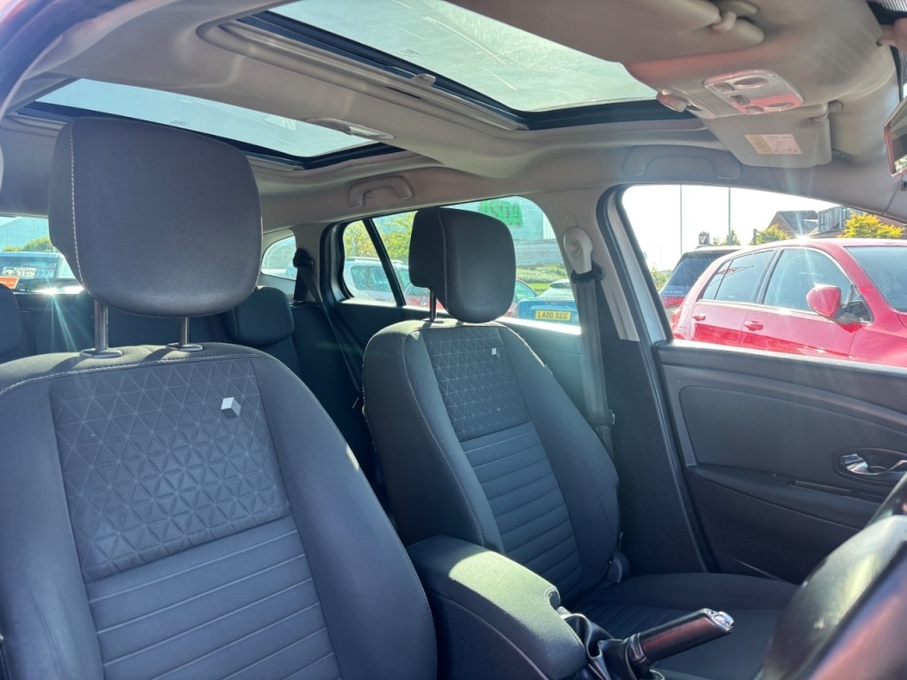 Used Renault Megane 2014 for sale - 75830224: Photo 14