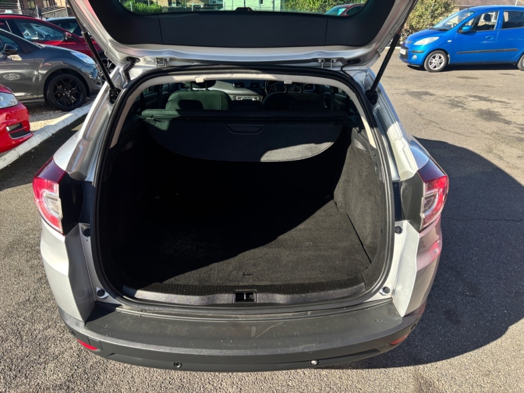 Used Renault Megane 2014 for sale - 75830224: Photo 9