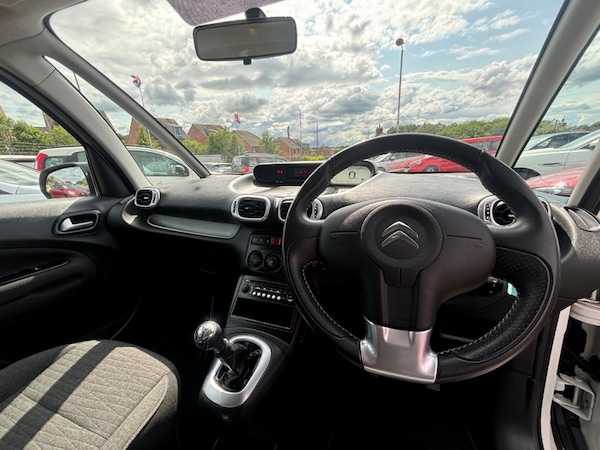 Used Citroen C3 Picasso 2016 for sale - 74733213: Photo 23