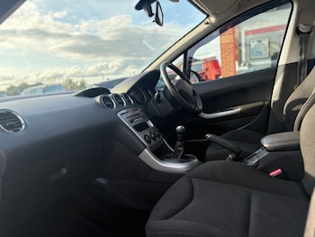 Used Peugeot 308 2012 for sale - 75797933: Photo
