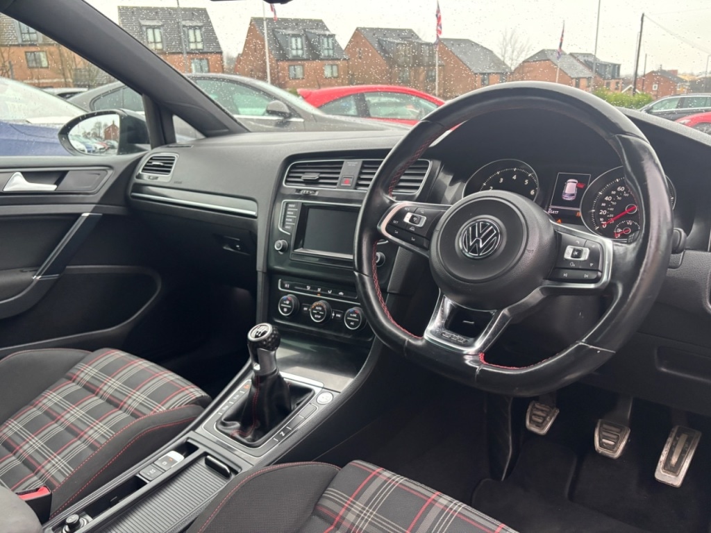 Used Volkswagen Golf 2014 for sale - 77249192: Photo 13