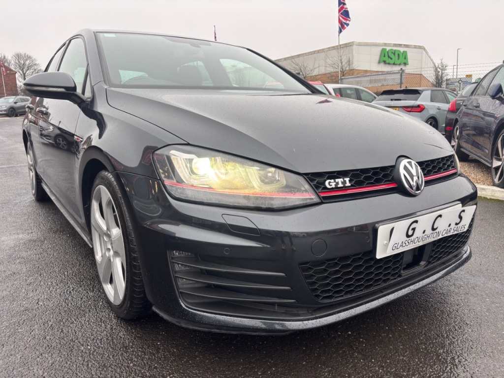 Used Volkswagen Golf 2014 for sale - 77249192: Photo 2
