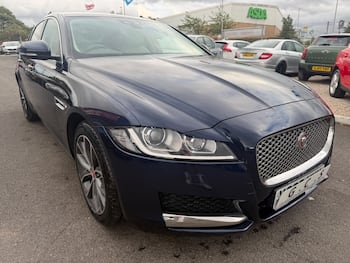 Used Jaguar XF 2017 for sale - 79721684: Photo