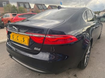 Used Jaguar XF 2017 for sale - 79721684: Photo
