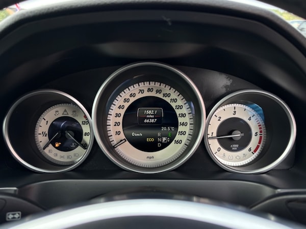 Used Mercedes-Benz E-Class 2015 for sale - 75619157: Photo 19