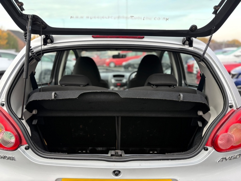 Used Toyota AYGO 2006 for sale - 76495684: Photo 8