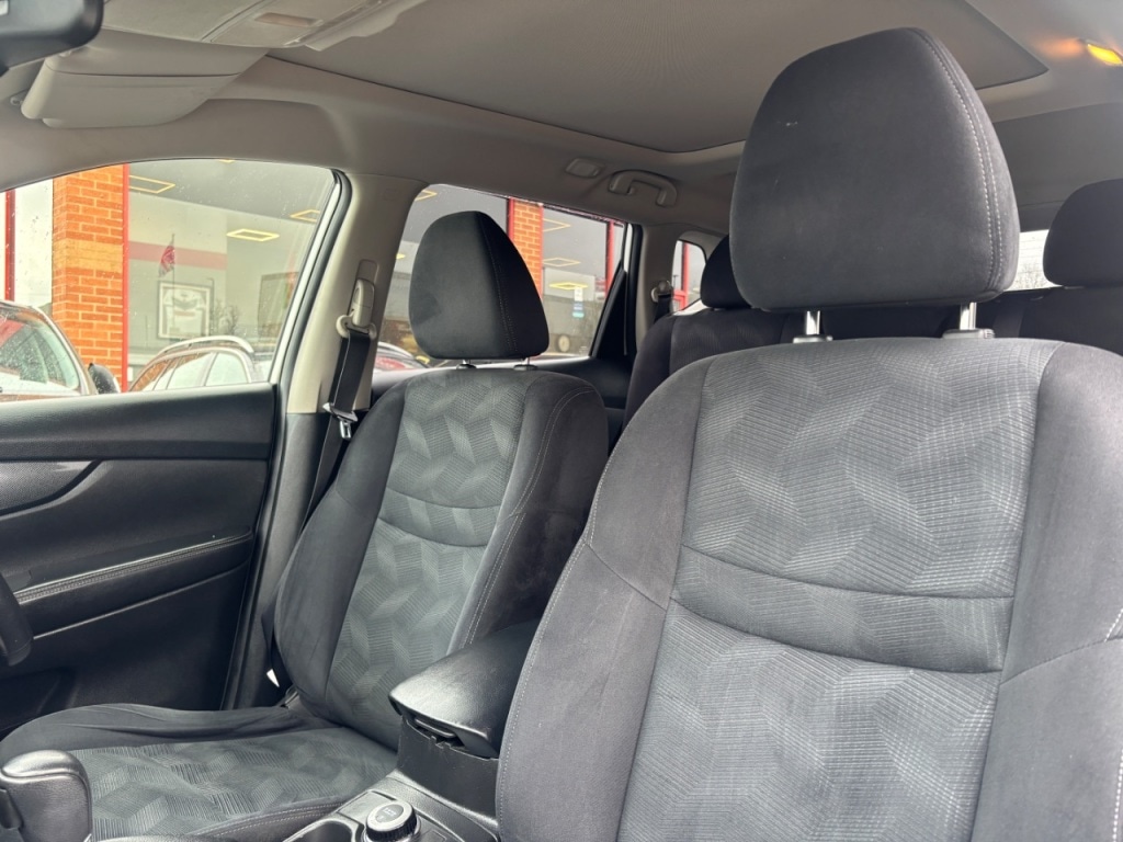 Used Nissan X-Trail 2017 for sale - 77620812: Photo 4