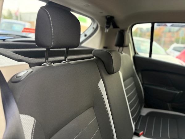 Used Dacia Sandero Stepway 2018 for sale - 76178264: Photo 12