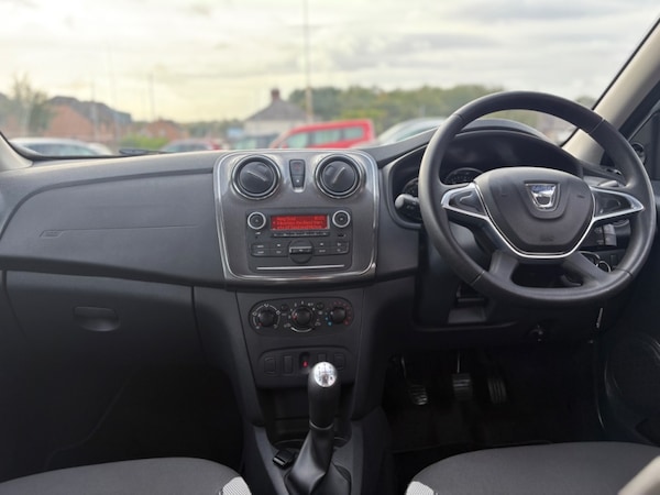 Used Dacia Sandero Stepway 2018 for sale - 76178264: Photo 14