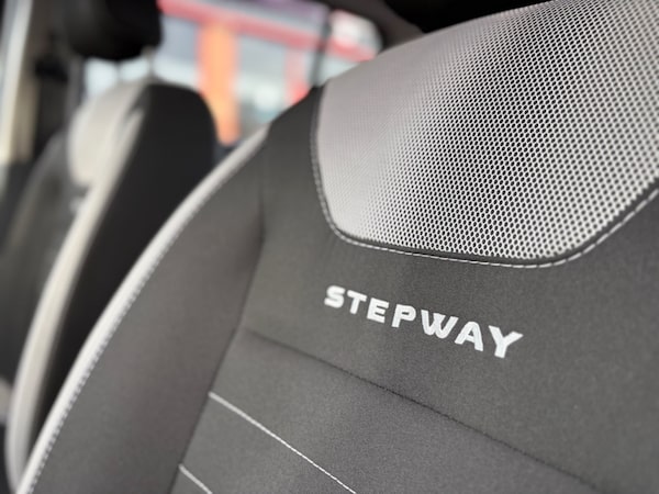 Used Dacia Sandero Stepway 2018 for sale - 76178264: Photo 5
