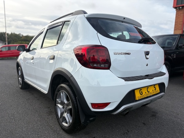 Used Dacia Sandero Stepway 2018 for sale - 76178264: Photo 6