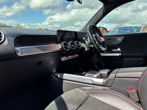 Used Mercedes-Benz GLB 2021 for sale - 75597304: Photo 3