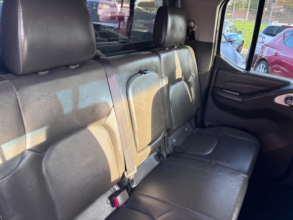 Used Nissan Navara 2015 for sale - 76192932: Photo 11