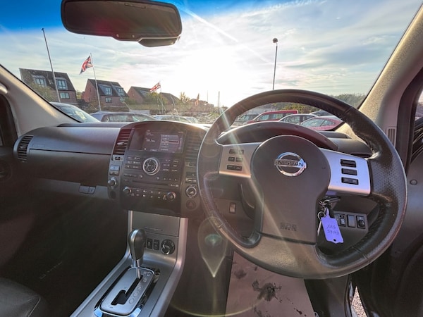 Used Nissan Navara 2015 for sale - 76192932: Photo 26