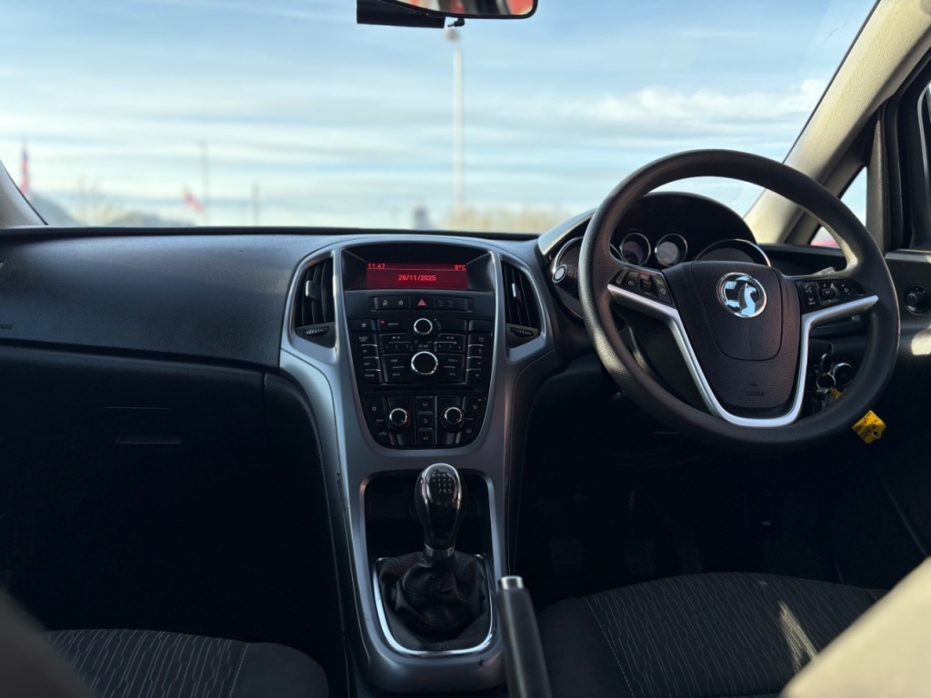 Used Vauxhall Astra 2013 for sale - 76697991: Photo 12