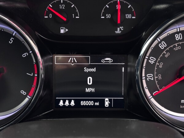 Used Vauxhall Astra 2015 for sale - 75997805: Photo 23
