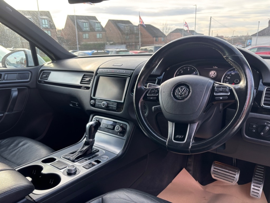 Used Volkswagen Touareg 2015 for sale - 77061473: Photo 12