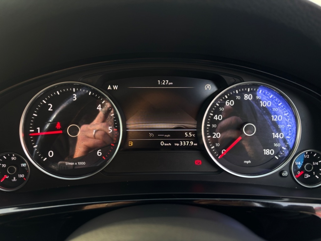 Used Volkswagen Touareg 2015 for sale - 77061473: Photo 24