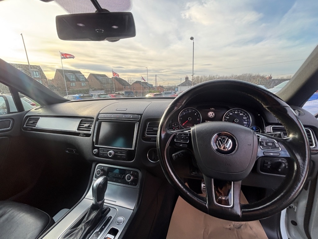 Used Volkswagen Touareg 2015 for sale - 77061473: Photo 26