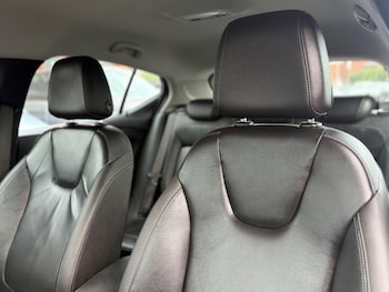 Used Vauxhall Astra 2017 for sale - 75997840: Photo 3