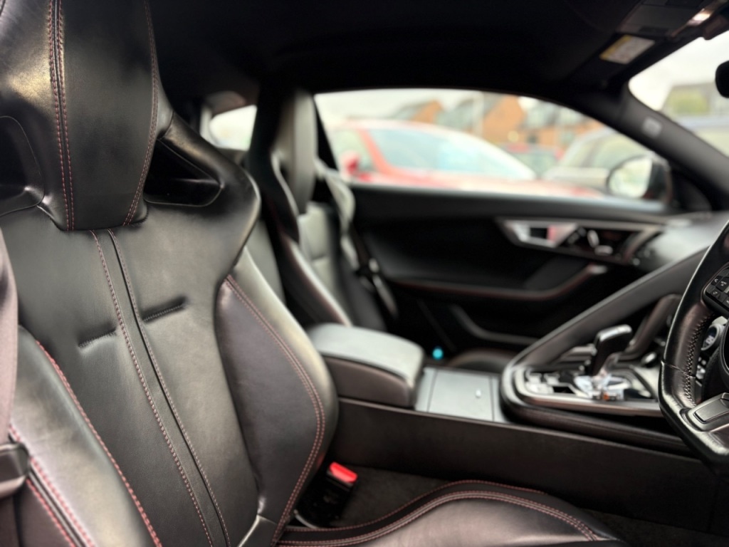 Used Jaguar F-Type 2015 for sale - 76197168: Photo 13