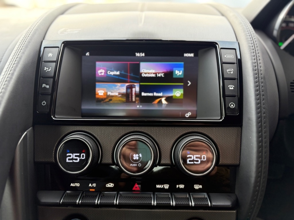 Used Jaguar F-Type 2015 for sale - 76197168: Photo 17