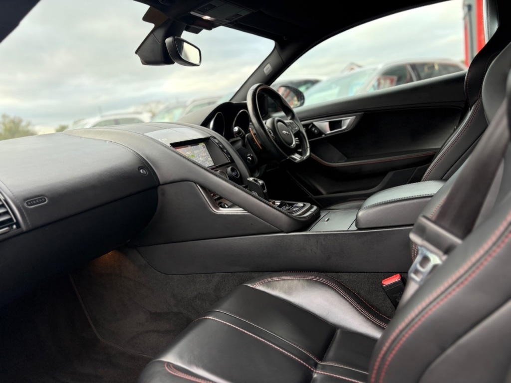 Used Jaguar F-Type 2015 for sale - 76197168: Photo 3