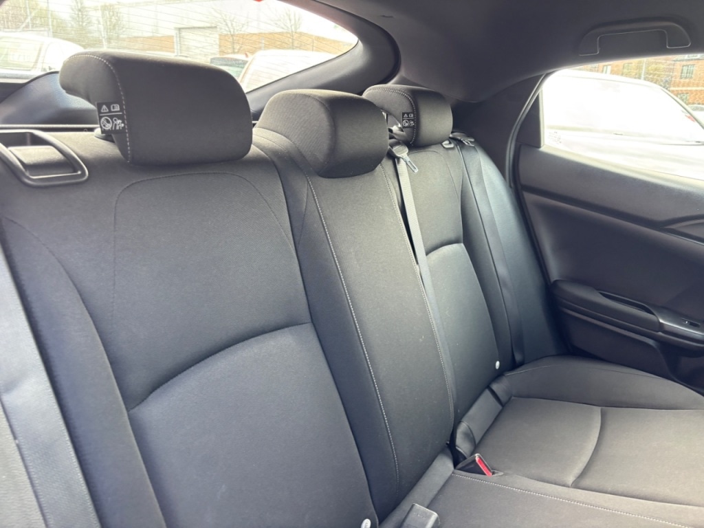 Used Honda Civic 2017 for sale - 77394065: Photo 11