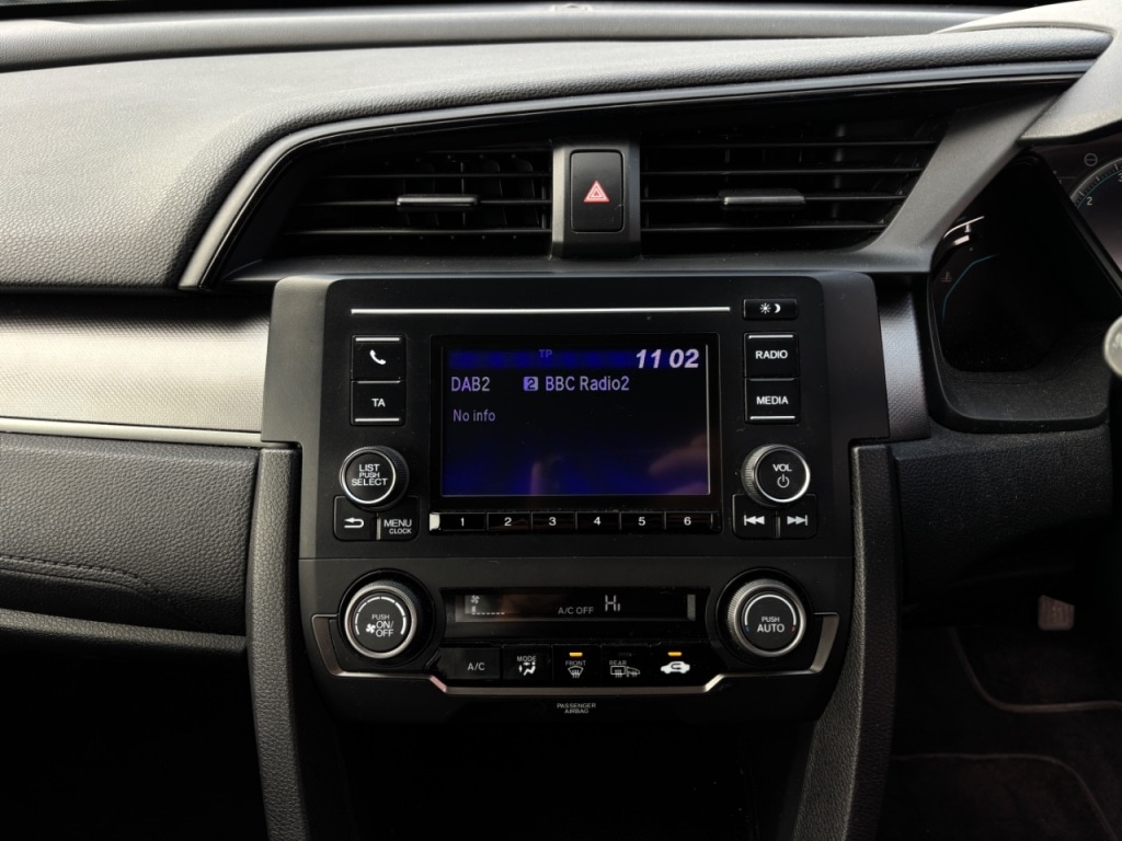 Used Honda Civic 2017 for sale - 77394065: Photo 15