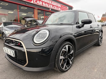 Used MINI Cooper 2024 for sale - 76105189: Photo