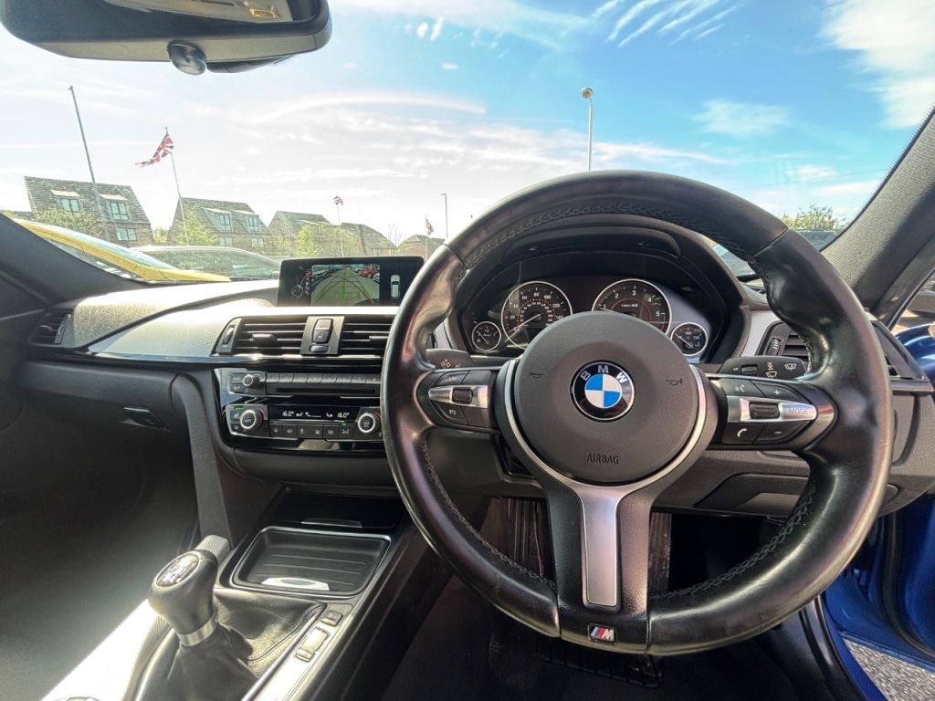 Used BMW 3 Series 2015 for sale - 77676105: Photo 24