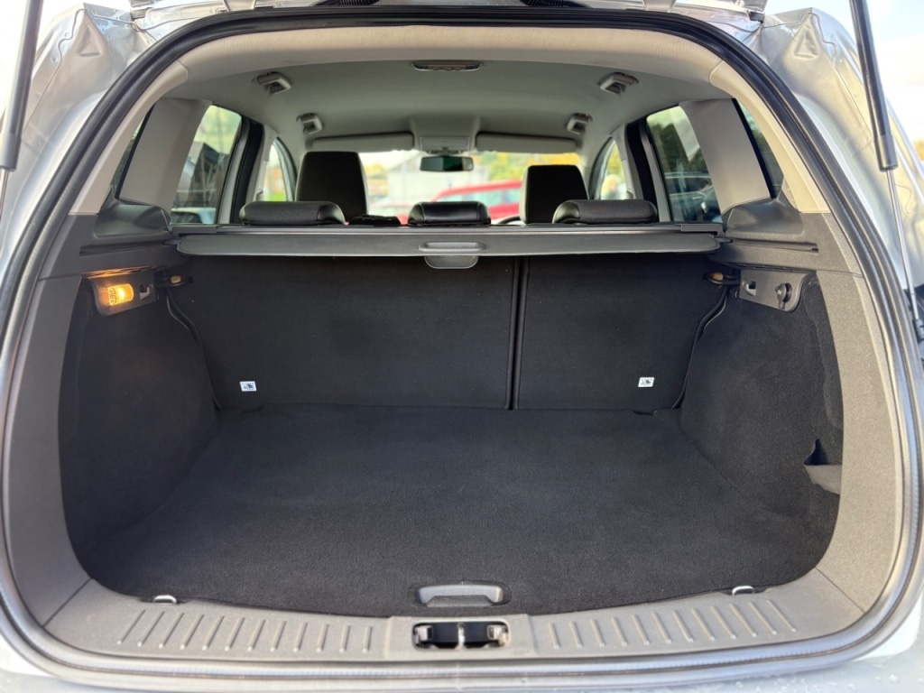 Used Ford Kuga 2011 for sale - 76395491: Photo 8