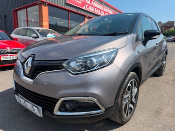 Used Renault Captur 2017 for sale - 79312945: Photo