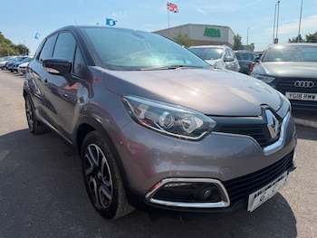 Used Renault Captur 2017 for sale - 79312945: Photo