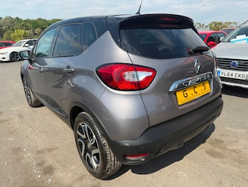 Used Renault Captur 2017 for sale - 79312945: Photo