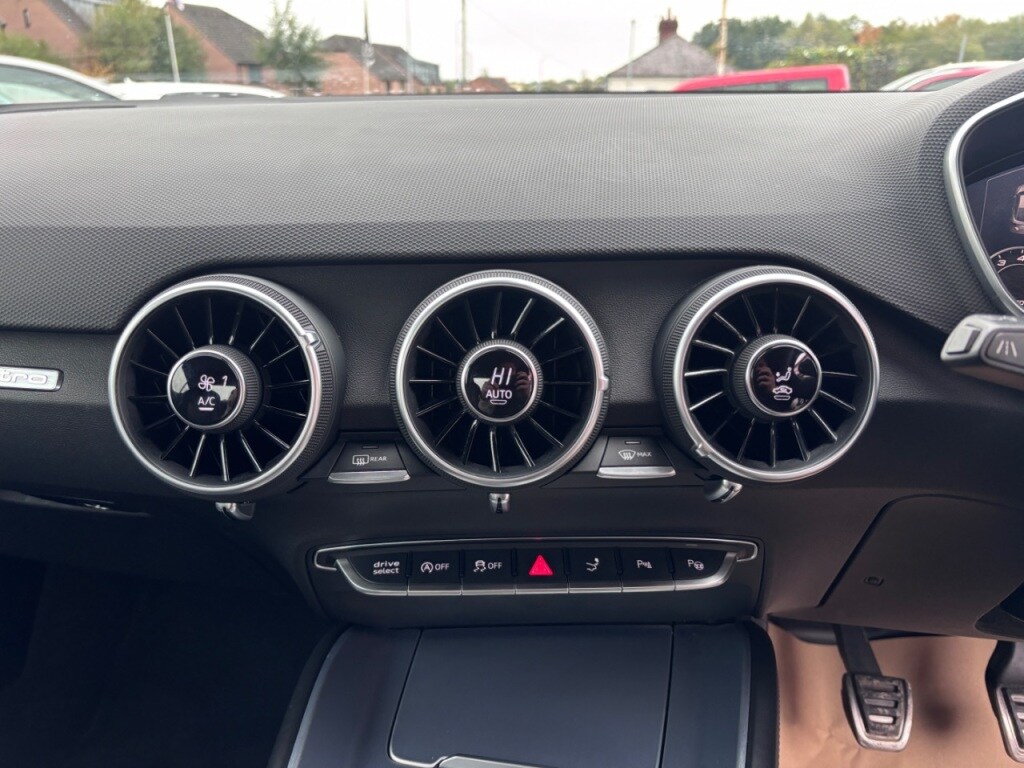 Used Audi TTS 2017 for sale - 75922948: Photo 17