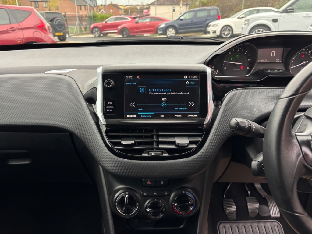 Used Peugeot 2008 2018 for sale - 77059368: Photo 15