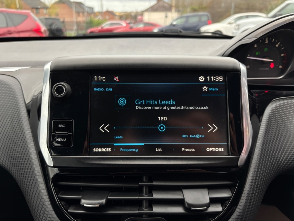 Used Peugeot 2008 2018 for sale - 77059368: Photo 16