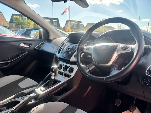 Used Ford Focus 2013 for sale - 75692675: Photo 13