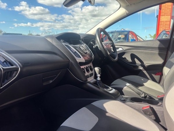 Used Ford Focus 2013 for sale - 75692675: Photo 3