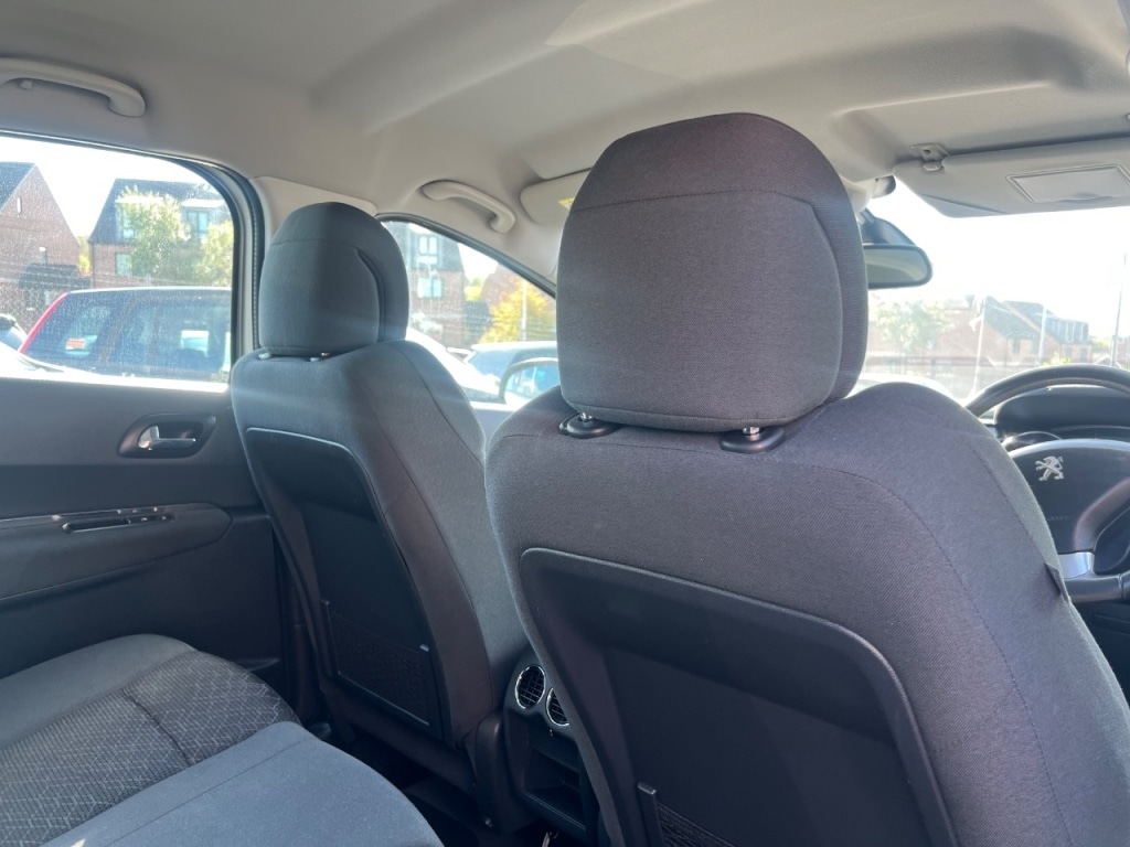 Used Peugeot 3008 2016 for sale - 76114114: Photo 10