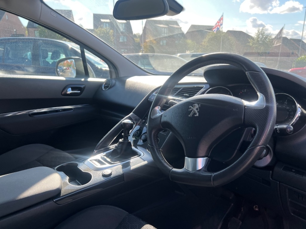 Used Peugeot 3008 2016 for sale - 76114114: Photo 13