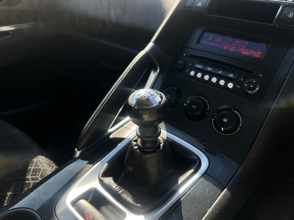 Used Peugeot 3008 2016 for sale - 76114114: Photo 16