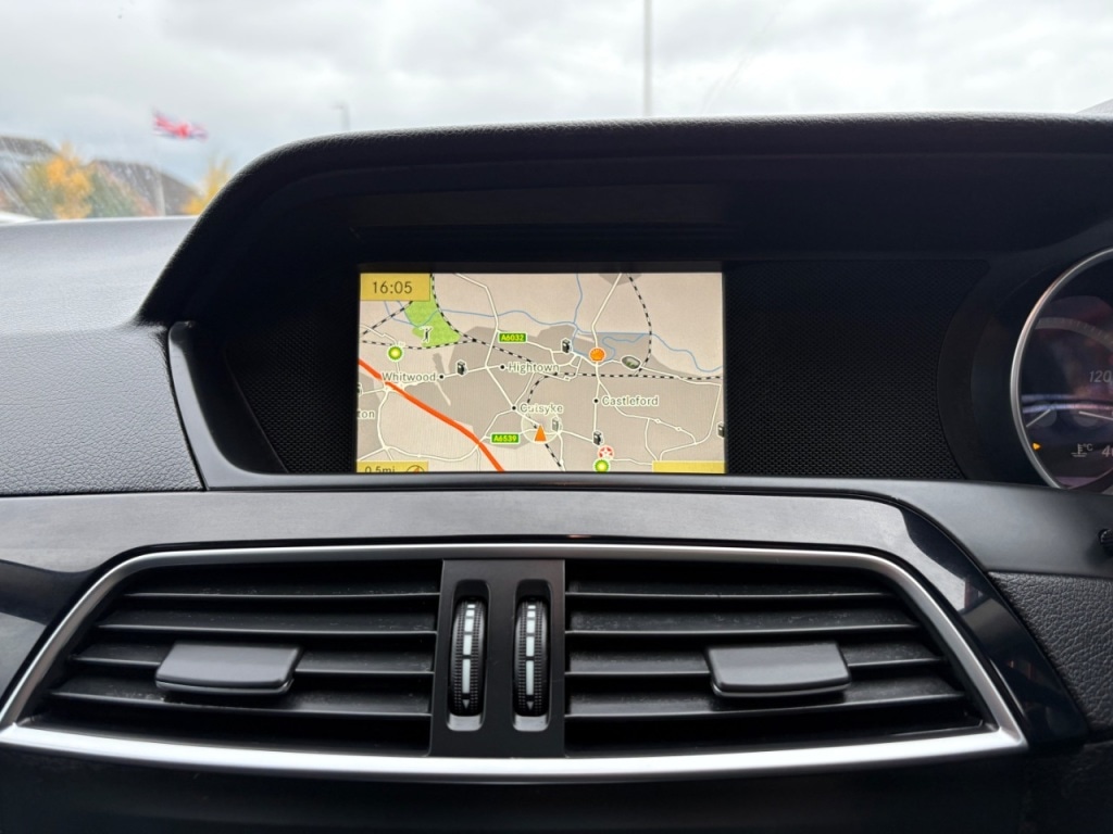 Used Mercedes-Benz C Class 2012 for sale - 76118345: Photo 16