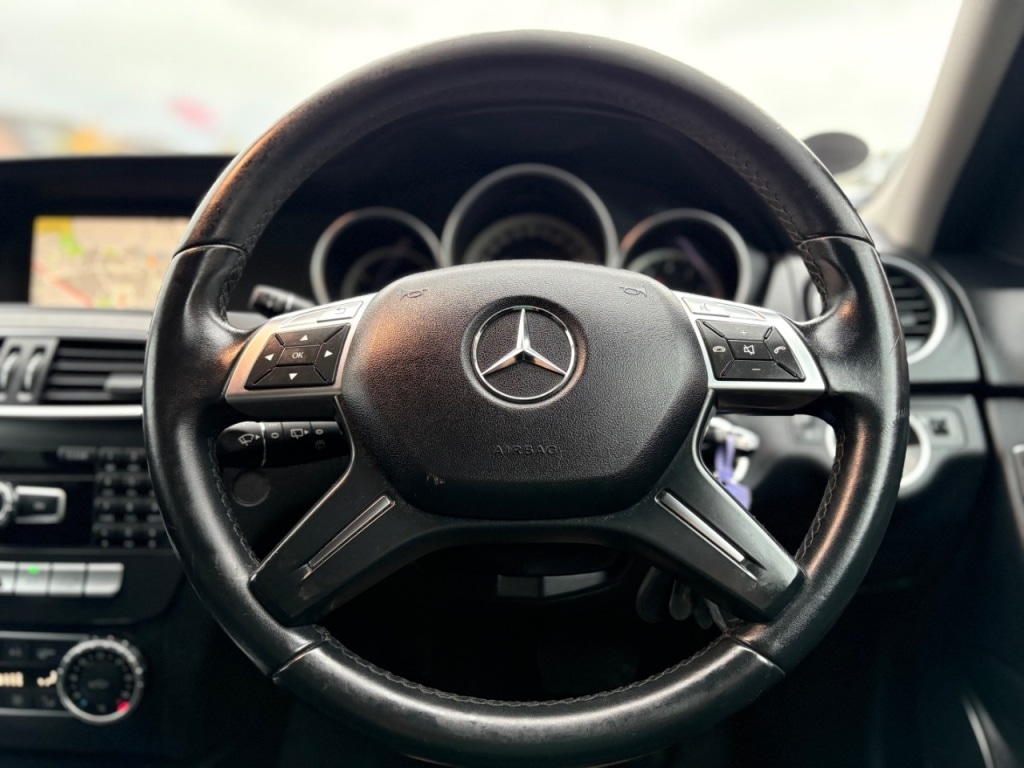 Used Mercedes-Benz C Class 2012 for sale - 76118345: Photo 18