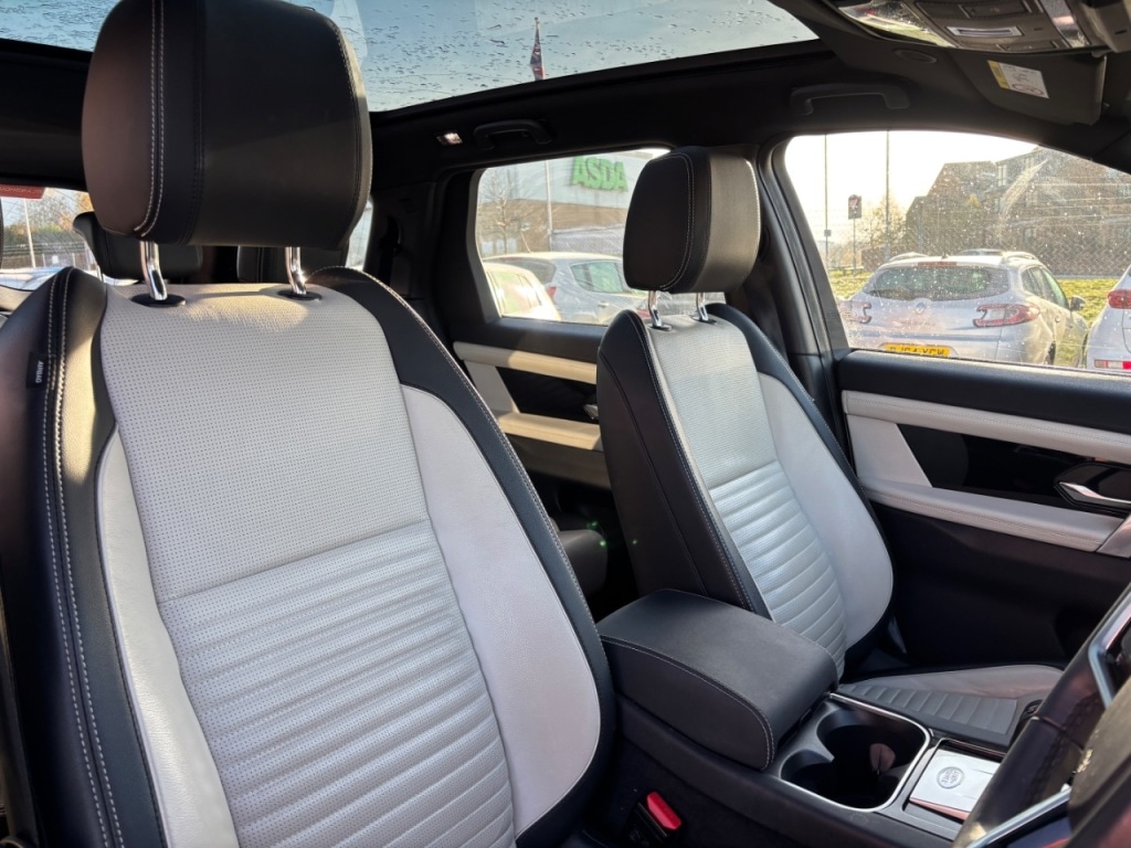 Used Land Rover Discovery Sport 2023 for sale - 76616976: Photo 14