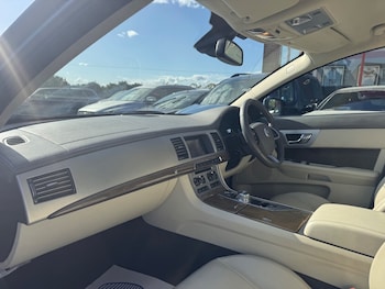 Used Jaguar XF 2012 for sale - 79384368: Photo